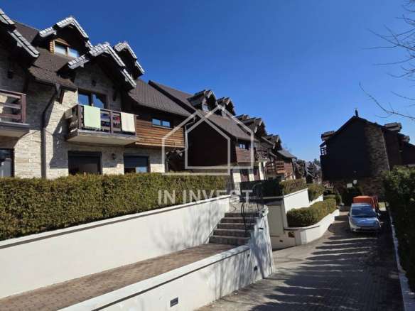 prodaja-luksuznog-dupleksa-zlatibor-1000-sa-dvoristem-i-garazom