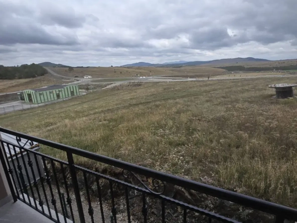 Pogled sa terase na park prirode, Zlatibor